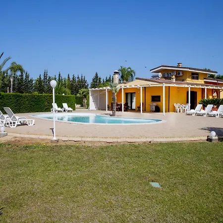 Belvilla By Oyo Nereide, Cleaning Included Villa *