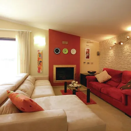 Belvilla By Oyo Nereide, Cleaning Included Villa *